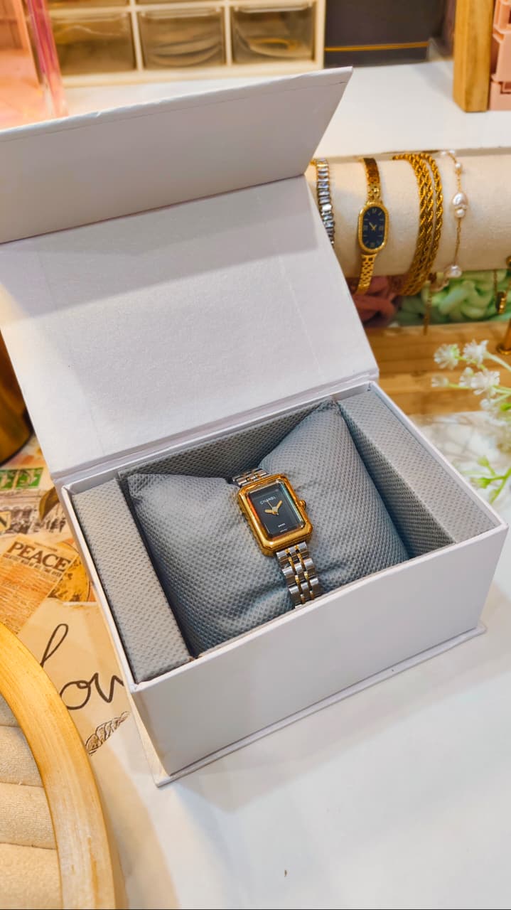 IEKE The Noir Royale Watch