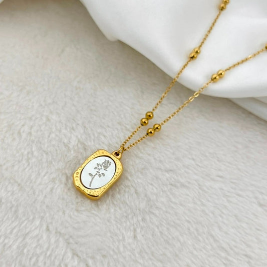 Rose Square Necklace