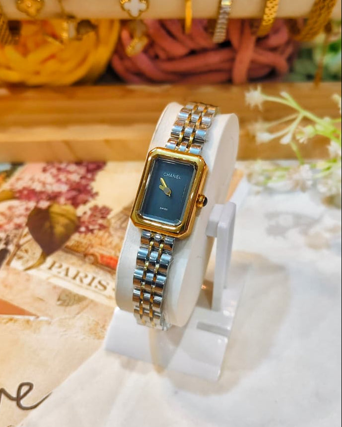 IEKE The Noir Royale Watch