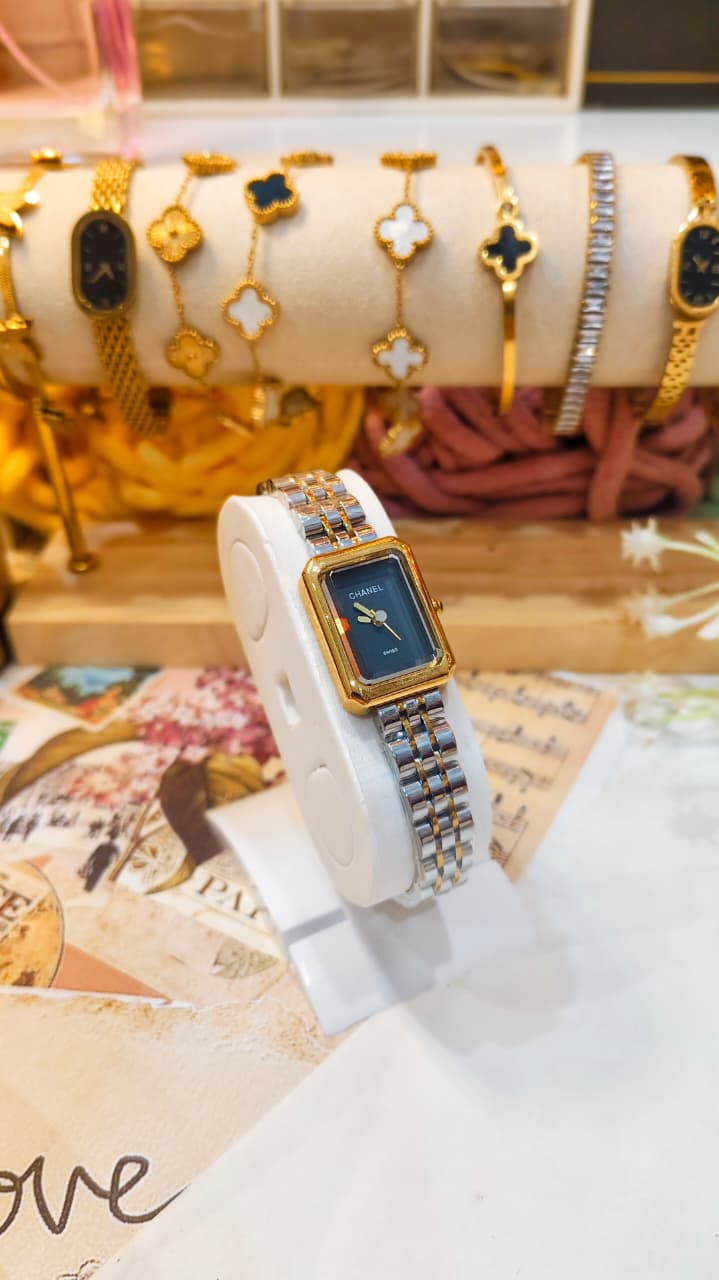 IEKE The Noir Royale Watch