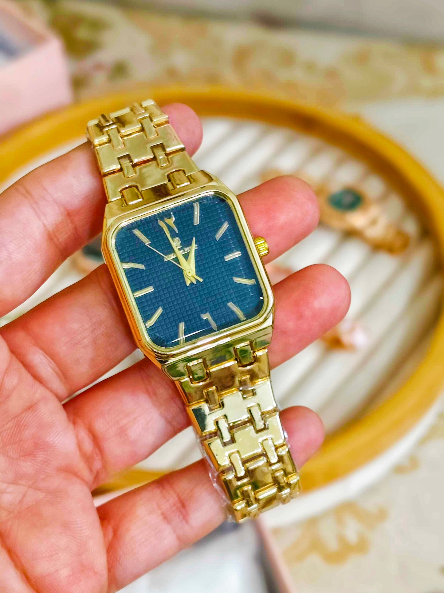 Arabic numerals Unisex watch
